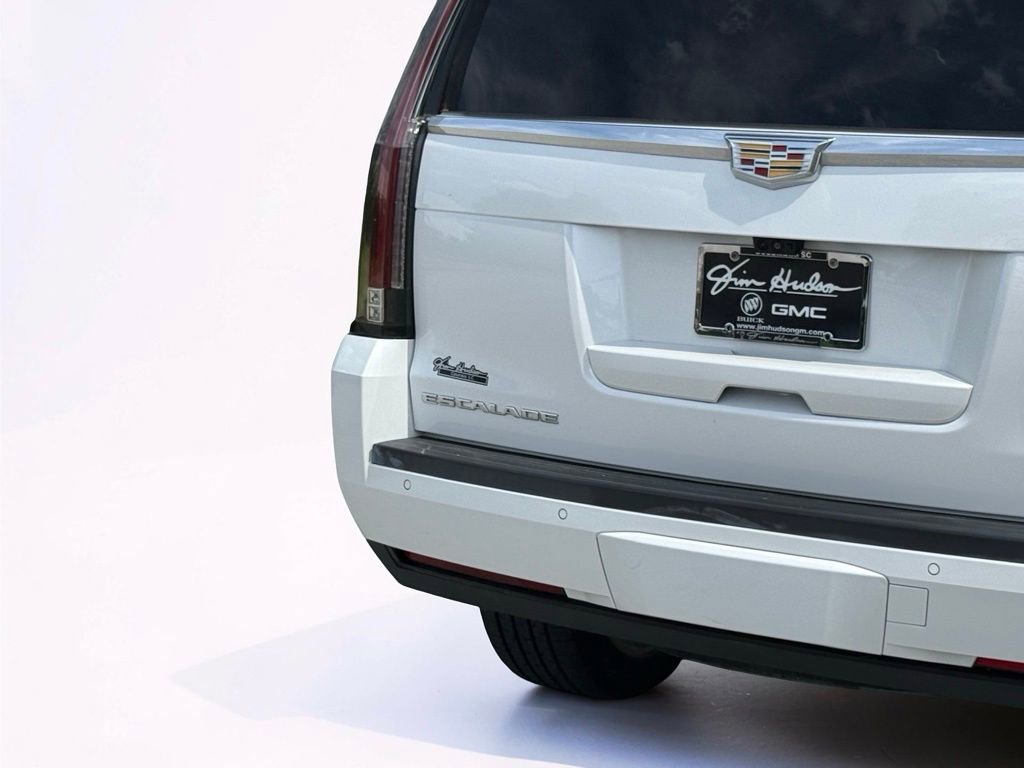 Used 2020 Cadillac Escalade Premium Luxury AWD/4WD image 22