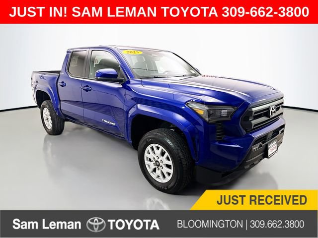 Used 2025 Toyota Tacoma SR5 AWD/4WD image 1