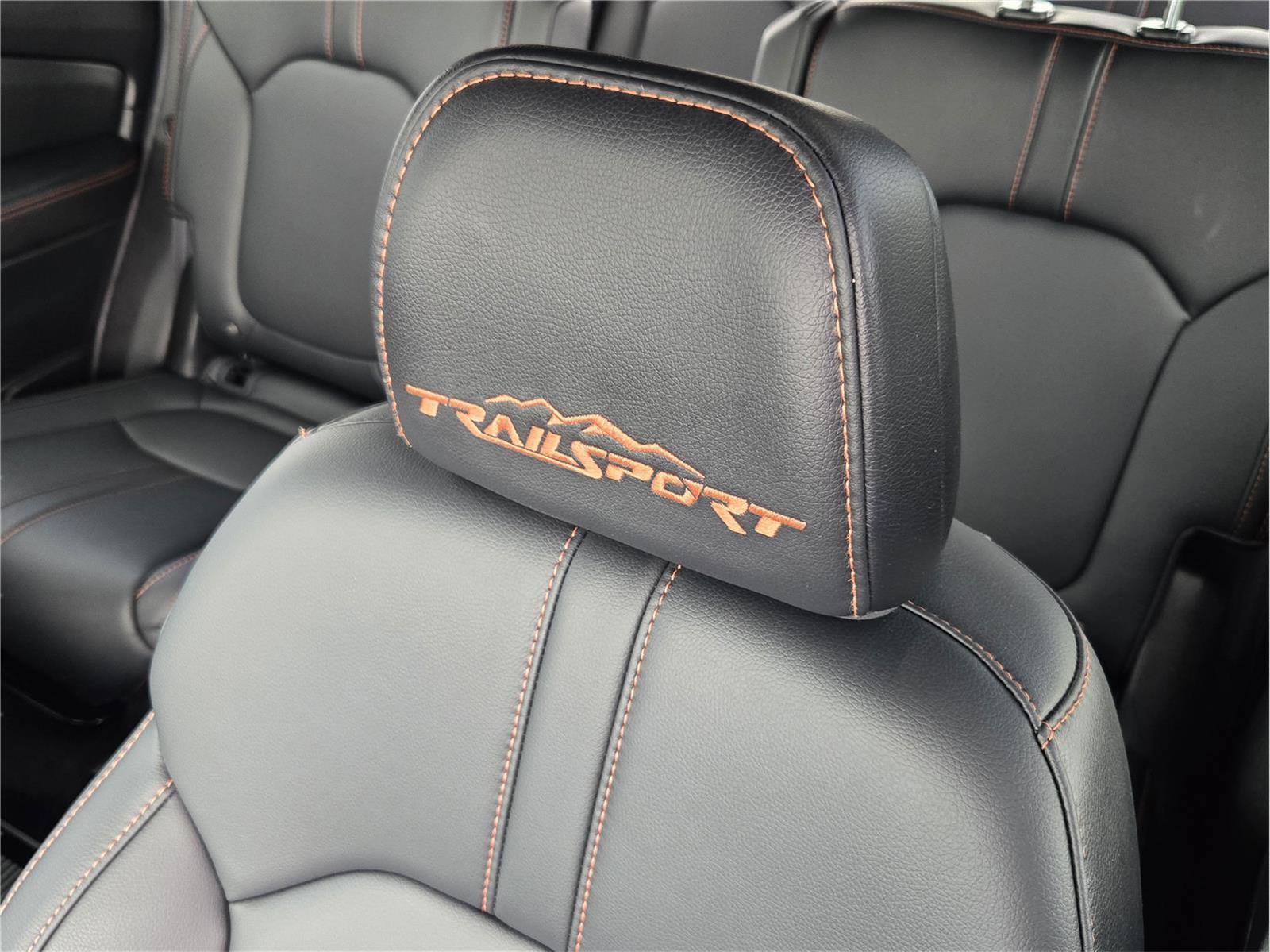 Used 2025 Honda Pilot TrailSport image 22