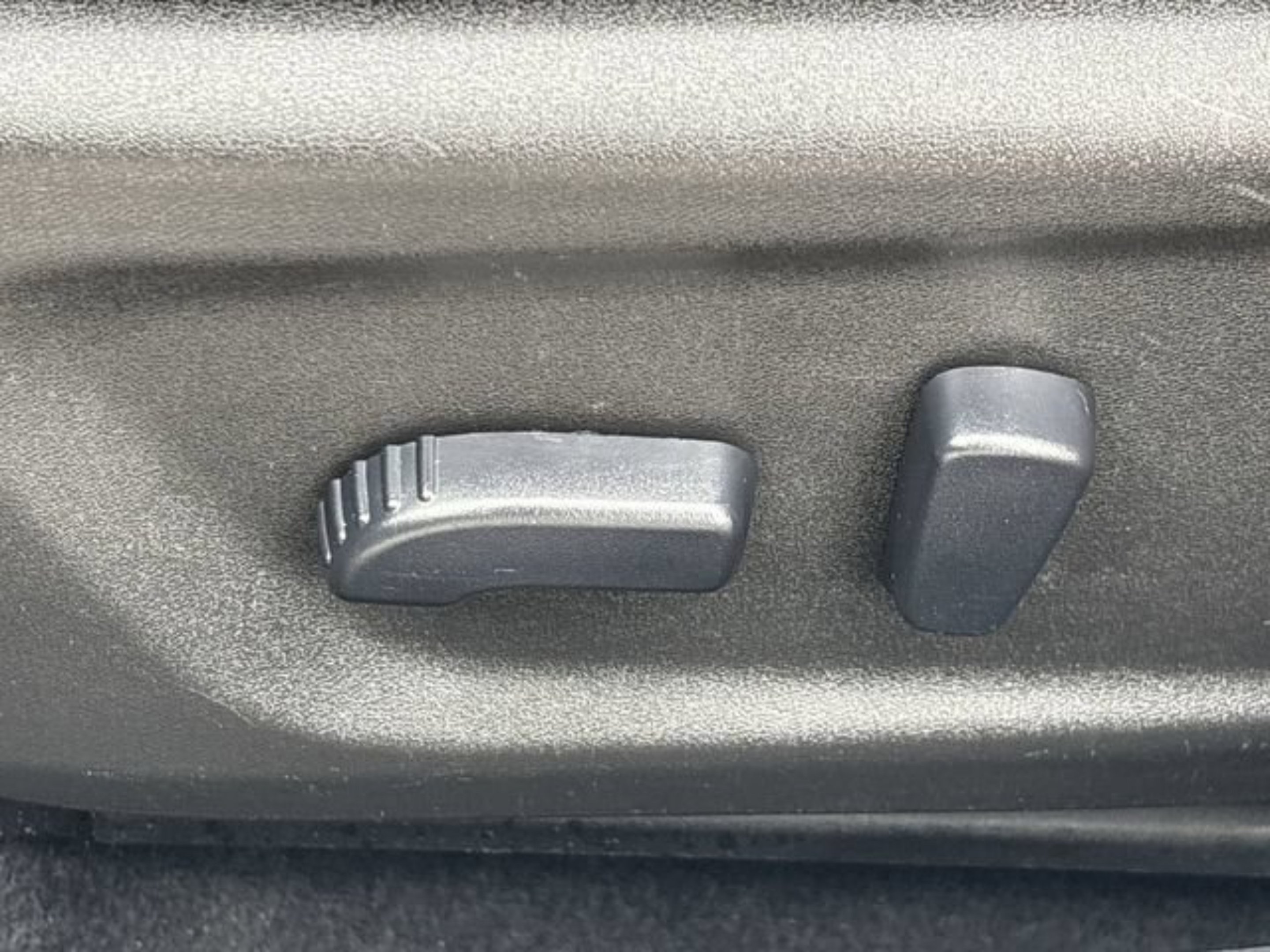 Used 2024 Nissan Altima 2.5 SV FWD image 16