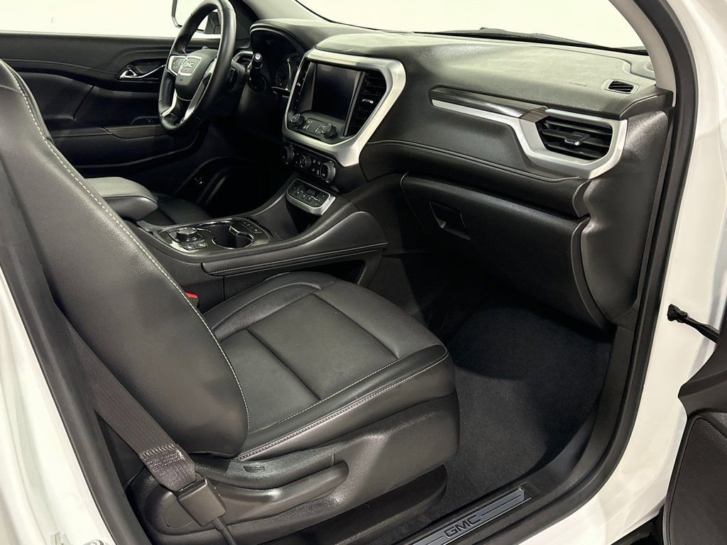 Used 2023 GMC Acadia SLT image 24