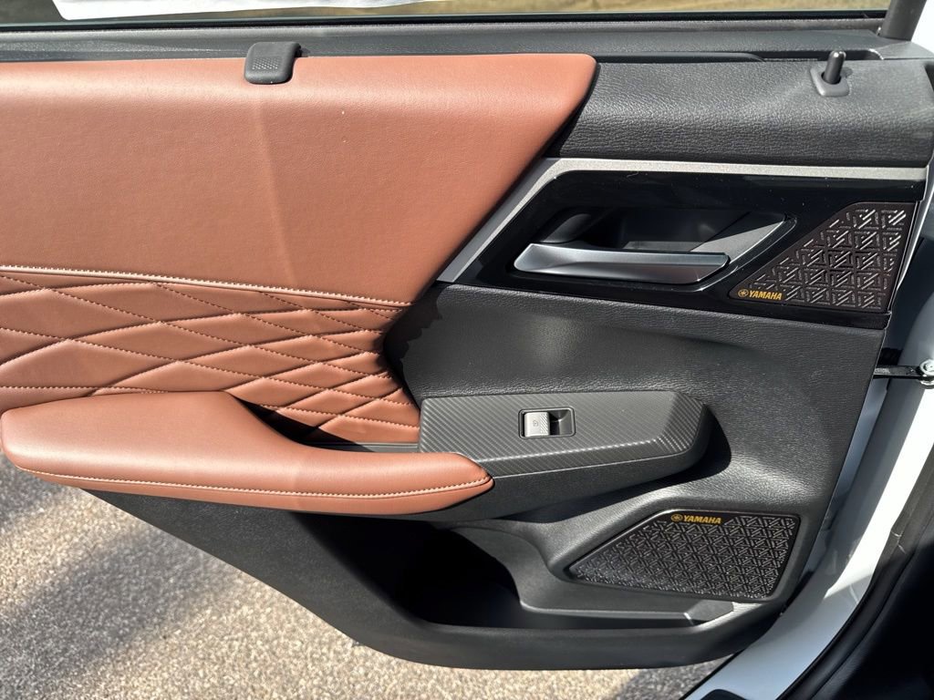 New 2026 Mitsubishi Outlander SEL FWD image 43