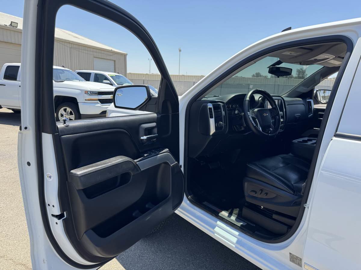 Used 2015 Chevrolet Silverado 1500 LT w/ Custom Sport Edition image 26