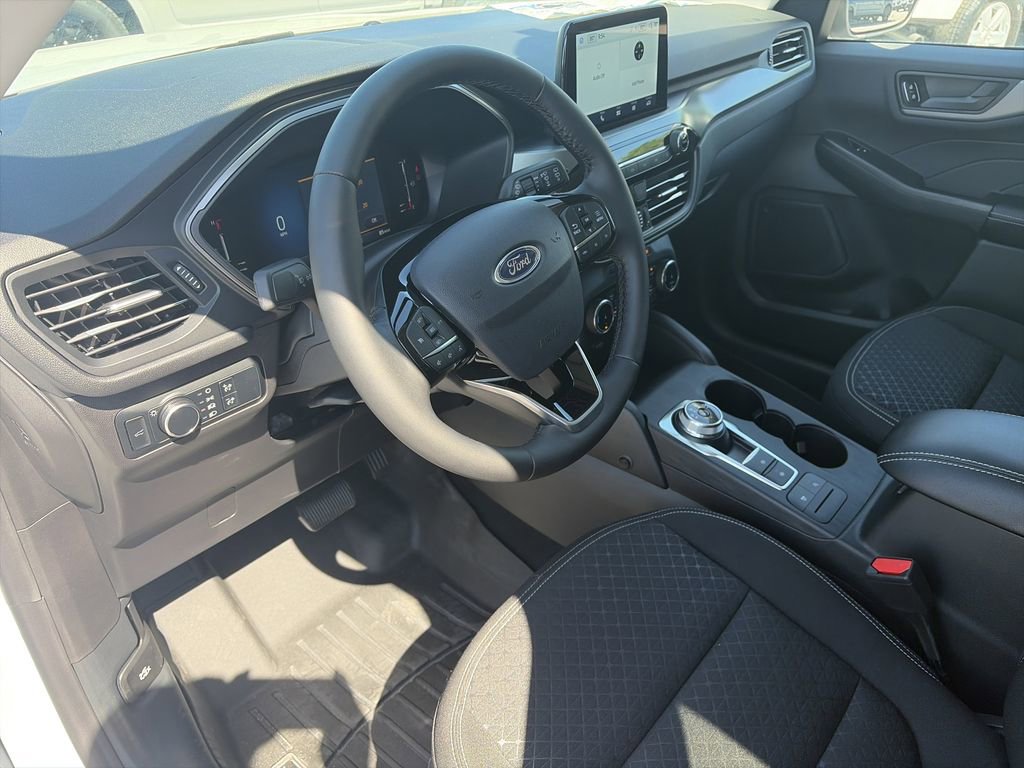Used 2024 Ford Escape Active AWD/4WD image 11