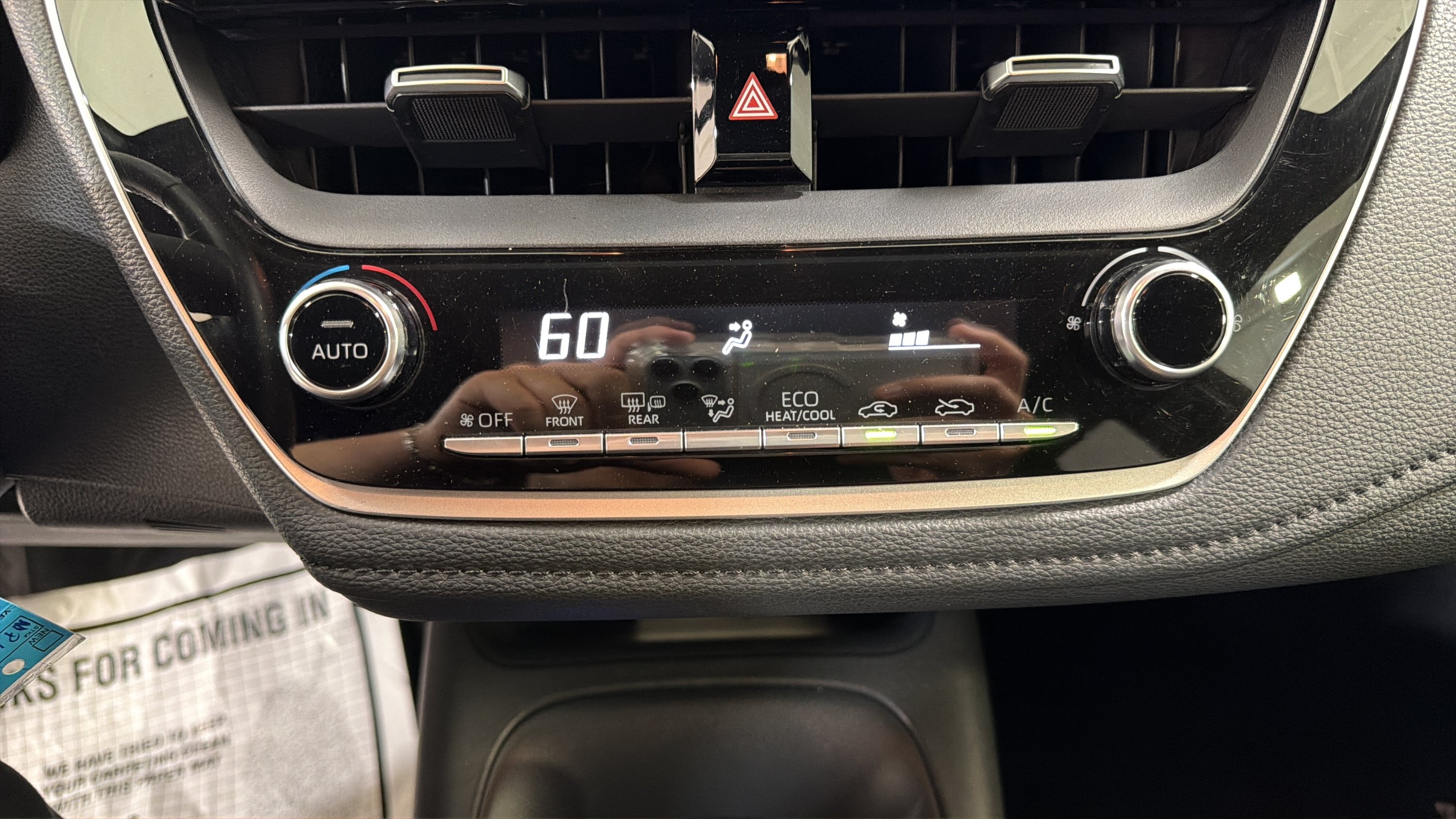 Used 2022 Toyota Corolla SE FWD image 18
