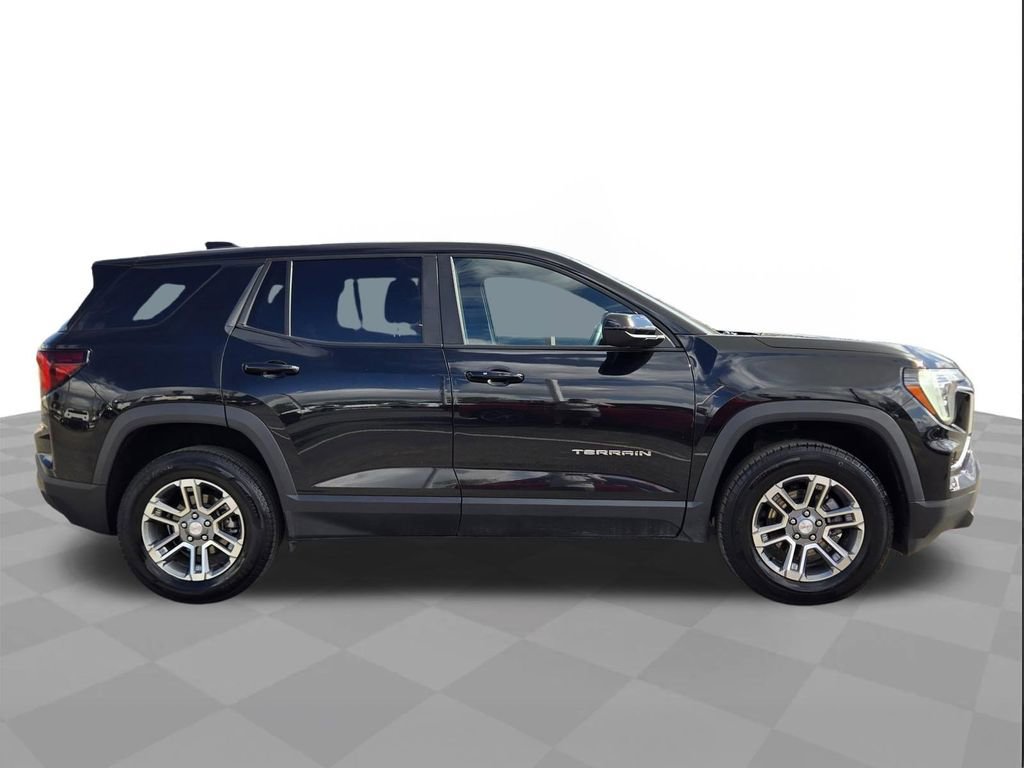 Used 2025 GMC Terrain Elevation FWD image 7