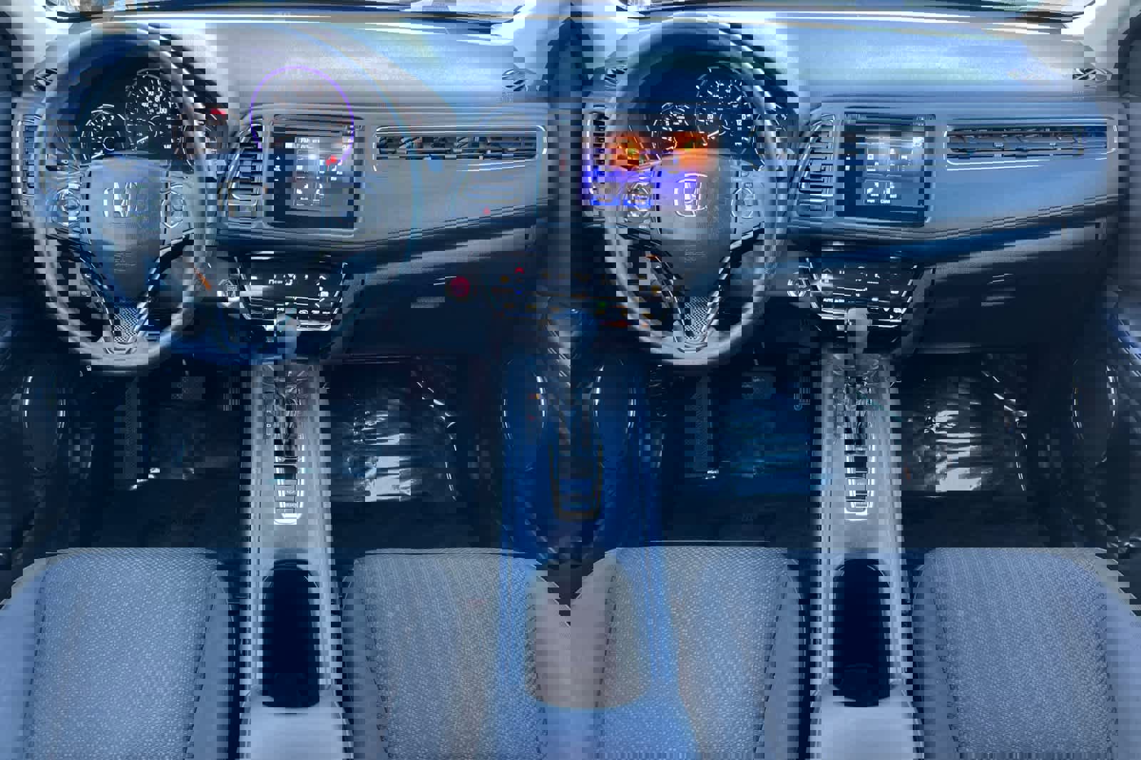 Used 2017 Honda HR-V EX image 3