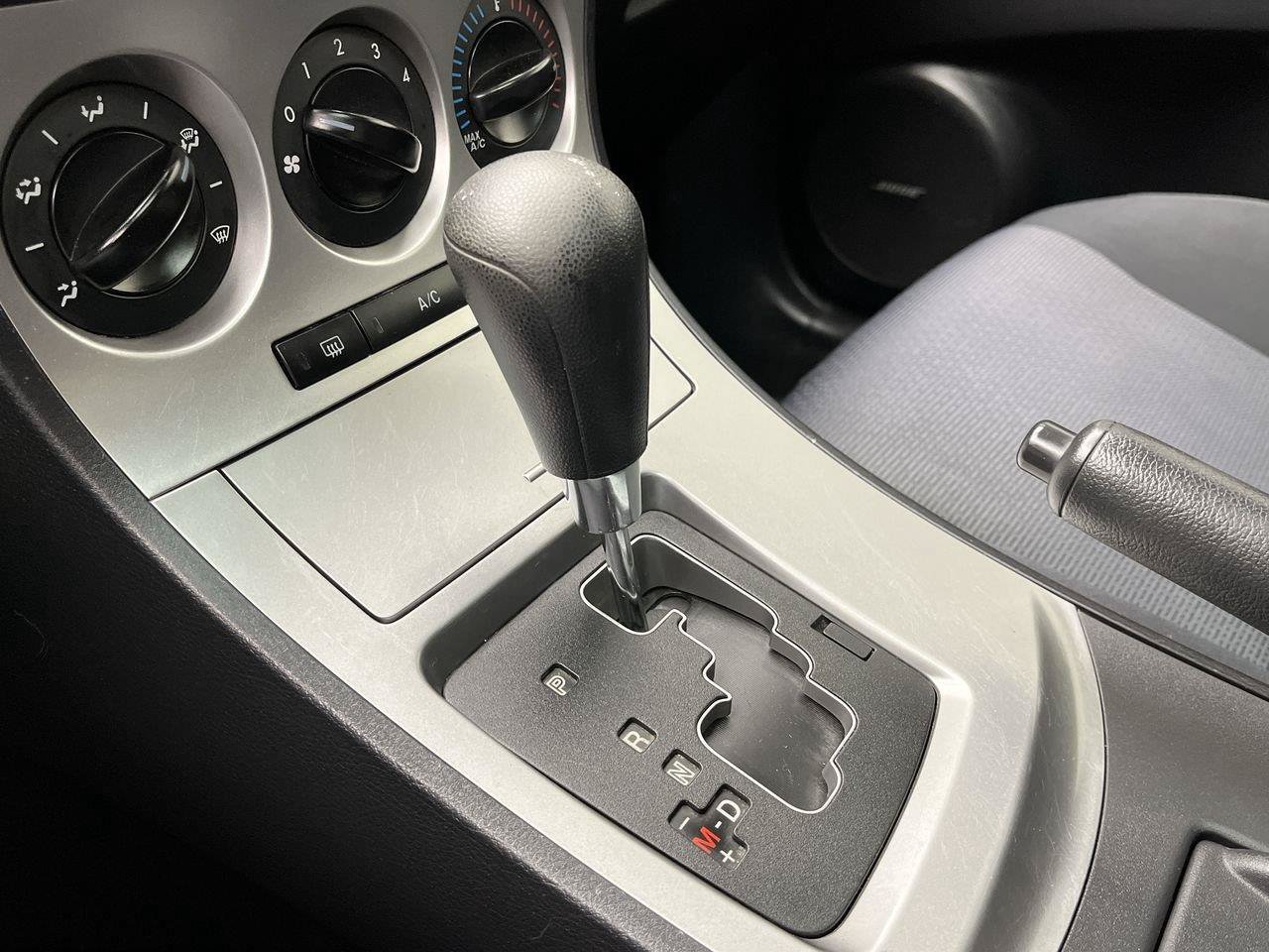 Used 2010 MAZDA MAZDA3 i Touring FWD image 17