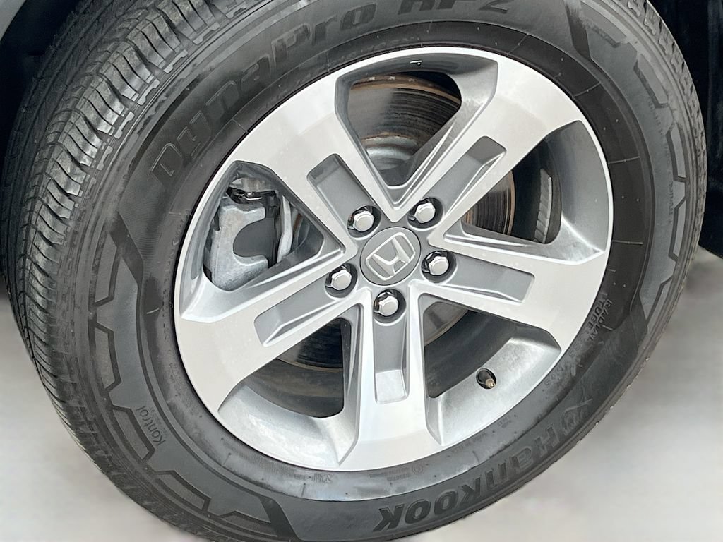 Used 2025 Honda Pilot EX-L image 33