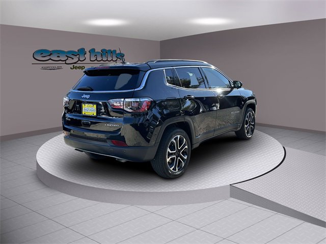 Certified 2023 Jeep Compass Limited w/ Sun and Sound Group image 3