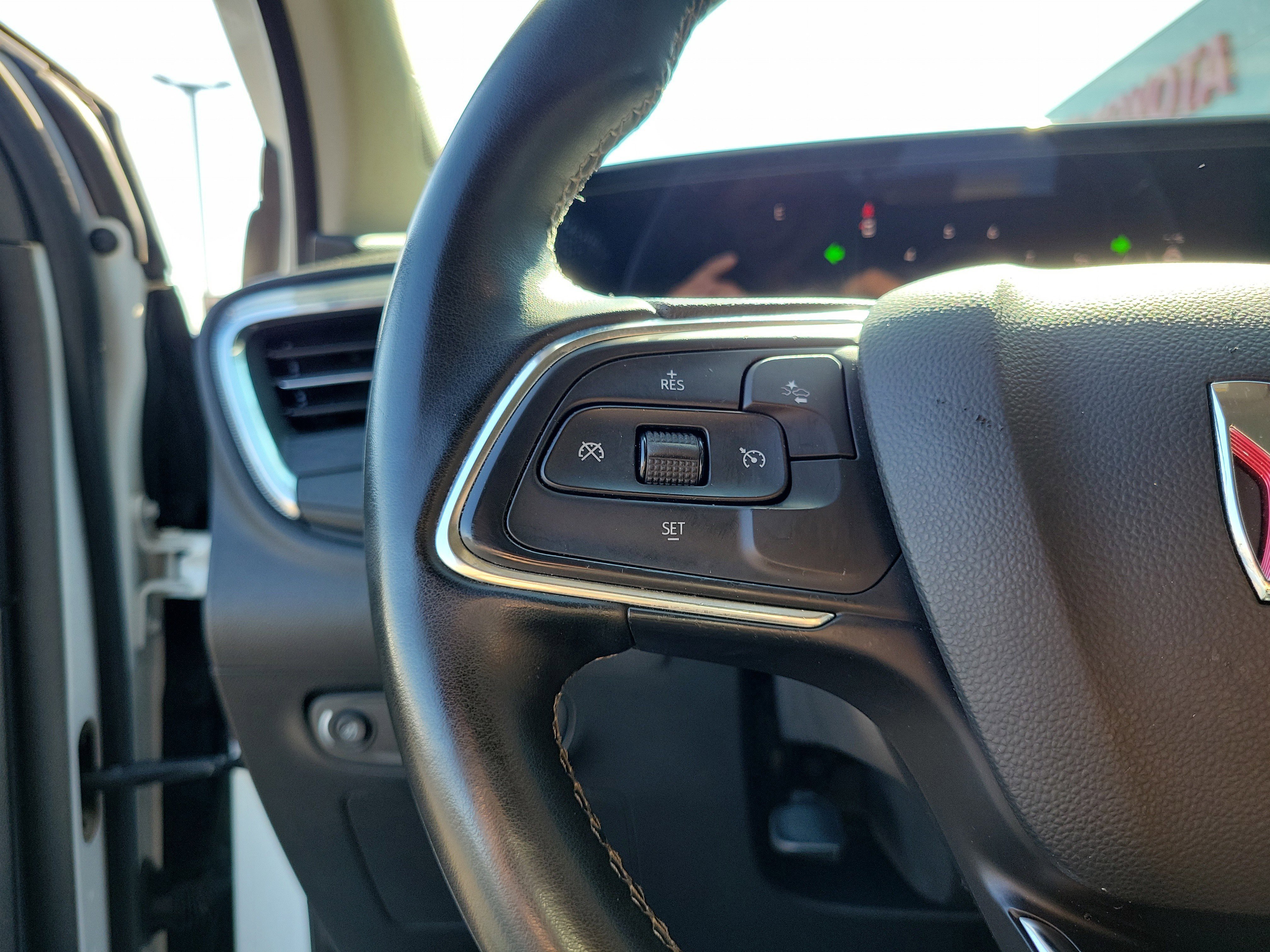 Used 2024 Buick Encore GX Preferred FWD image 23