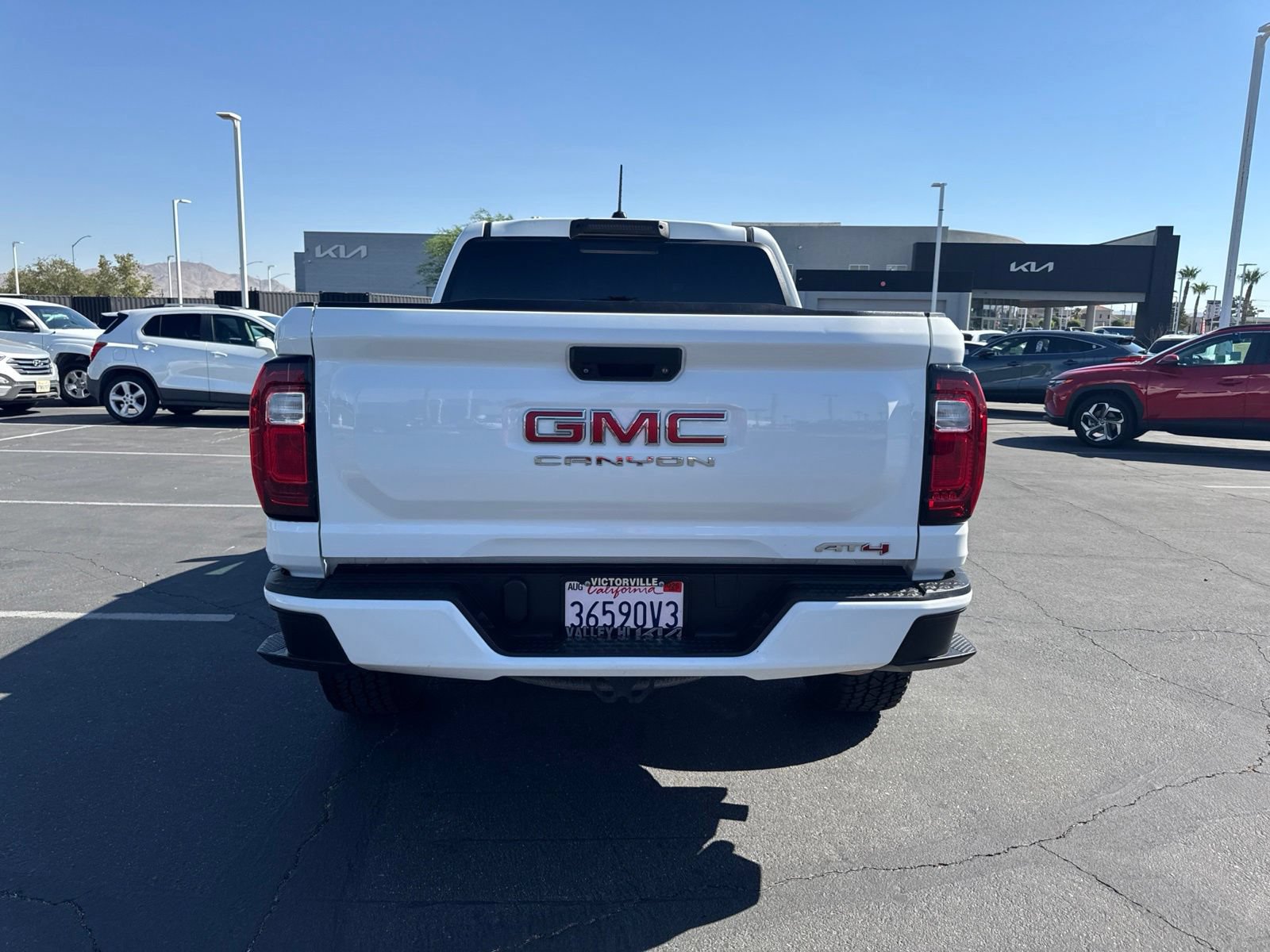 Used 2023 GMC Canyon AT4 AWD/4WD image 6