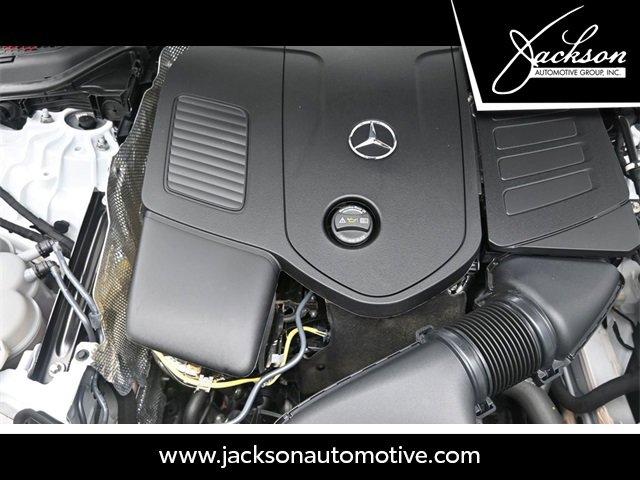 Used 2025 Mercedes-Benz E 350 Sedan image 32