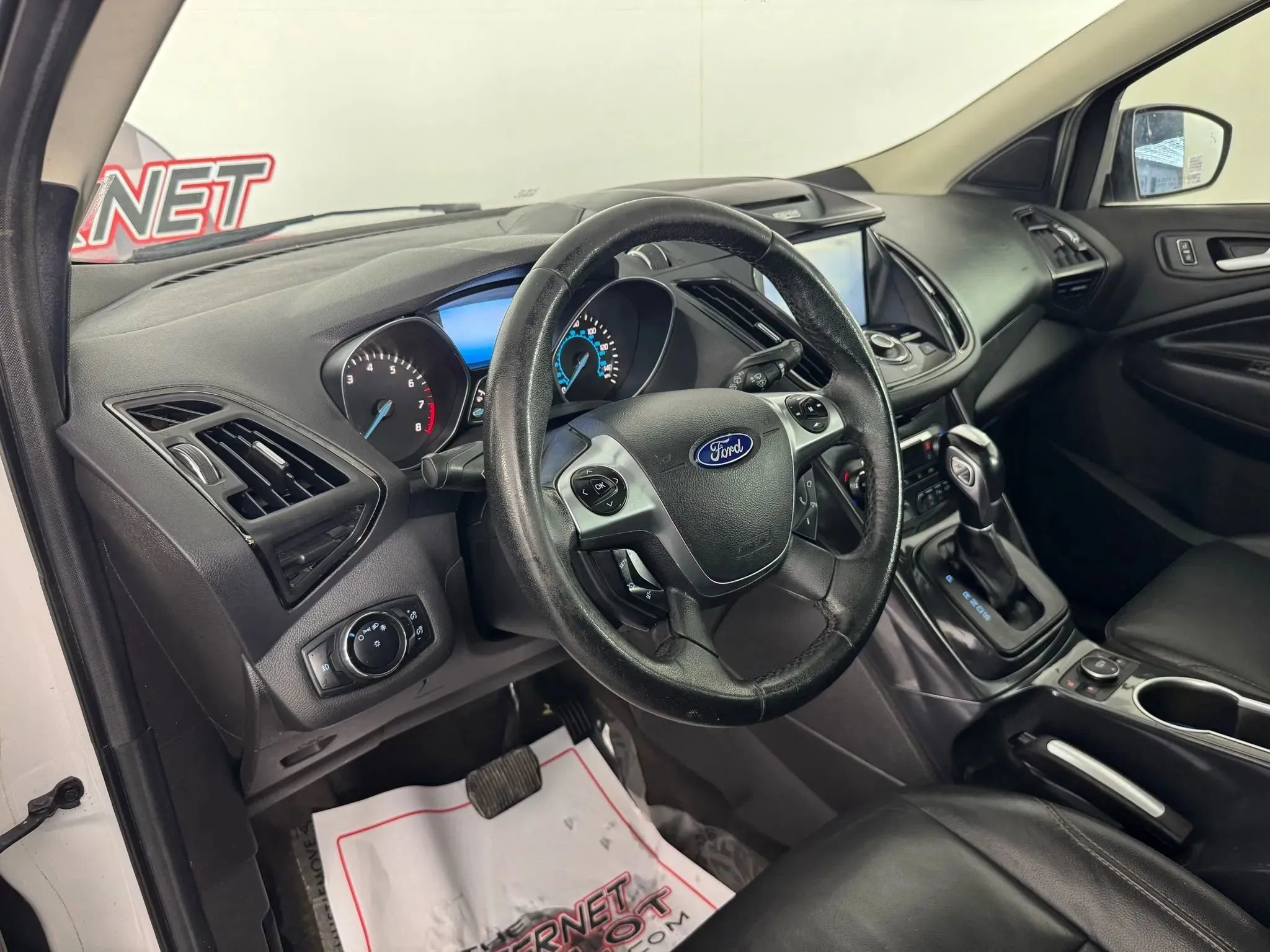 Used 2014 Ford Escape Titanium w/ Equipment Group 401A image 10