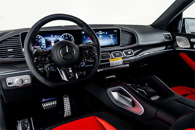 Used 2025 Mercedes-Benz GLE 63 AMG S image 2
