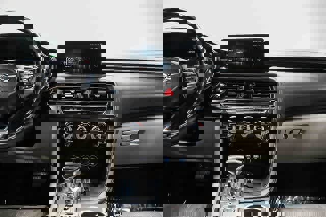 Used 2023 Genesis G70 3.3T image 13