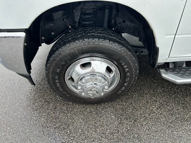 Used 2024 RAM 3500 Big Horn AWD/4WD image 11