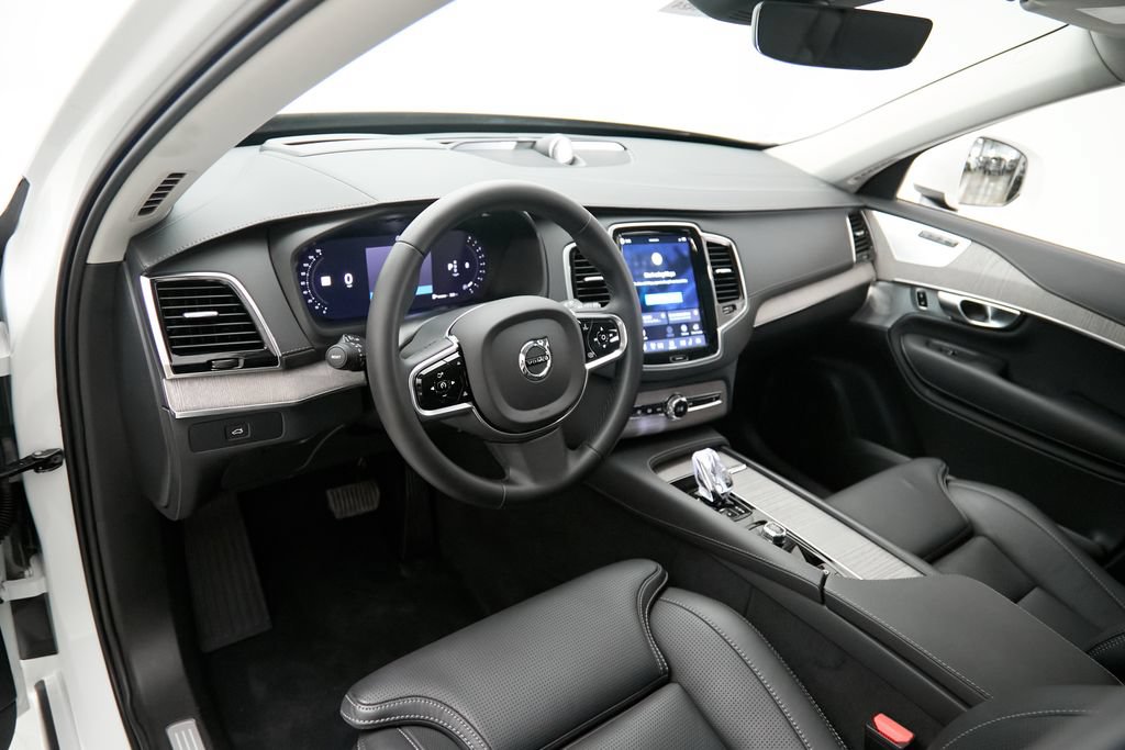 Certified 2024 Volvo XC90 B6 Ultimate AWD/4WD image 12
