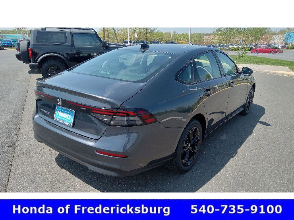 Certified 2025 Honda Accord SE image 6