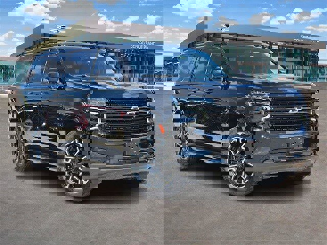 Used 2023 Chevrolet Suburban RST w/ Luxury Package