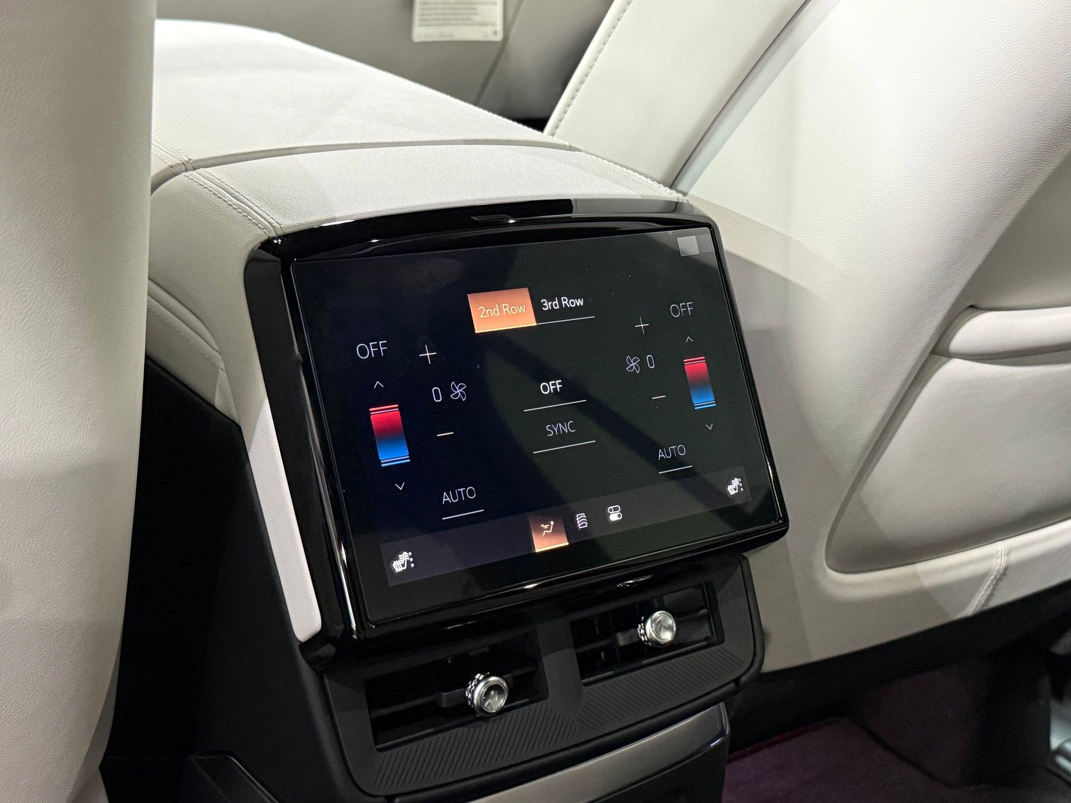 New 2026 Cadillac Vistiq Sport image 44