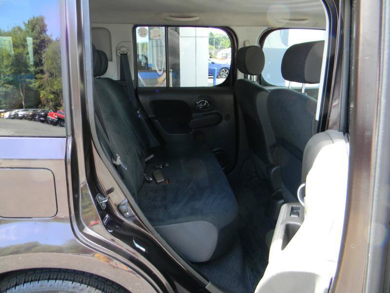 Used 2009 Nissan Cube 1.8 S w/ Interior Designer Pkg FWD image 15