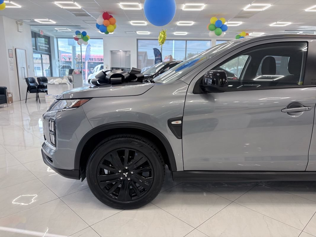 Used 2026 Mitsubishi Outlander Sport LE AWD/4WD image 6