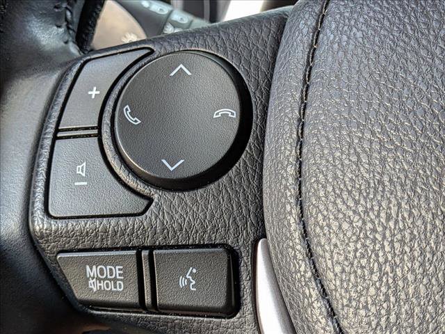 Used 2018 Toyota RAV4 Limited FWD image 12
