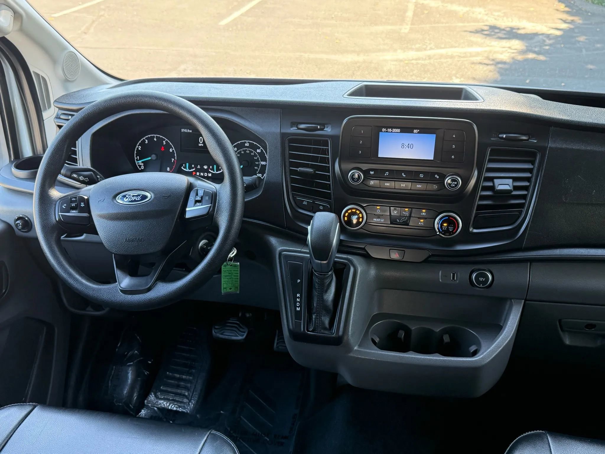 Used 2022 Ford Transit 150 Medium Roof image 3