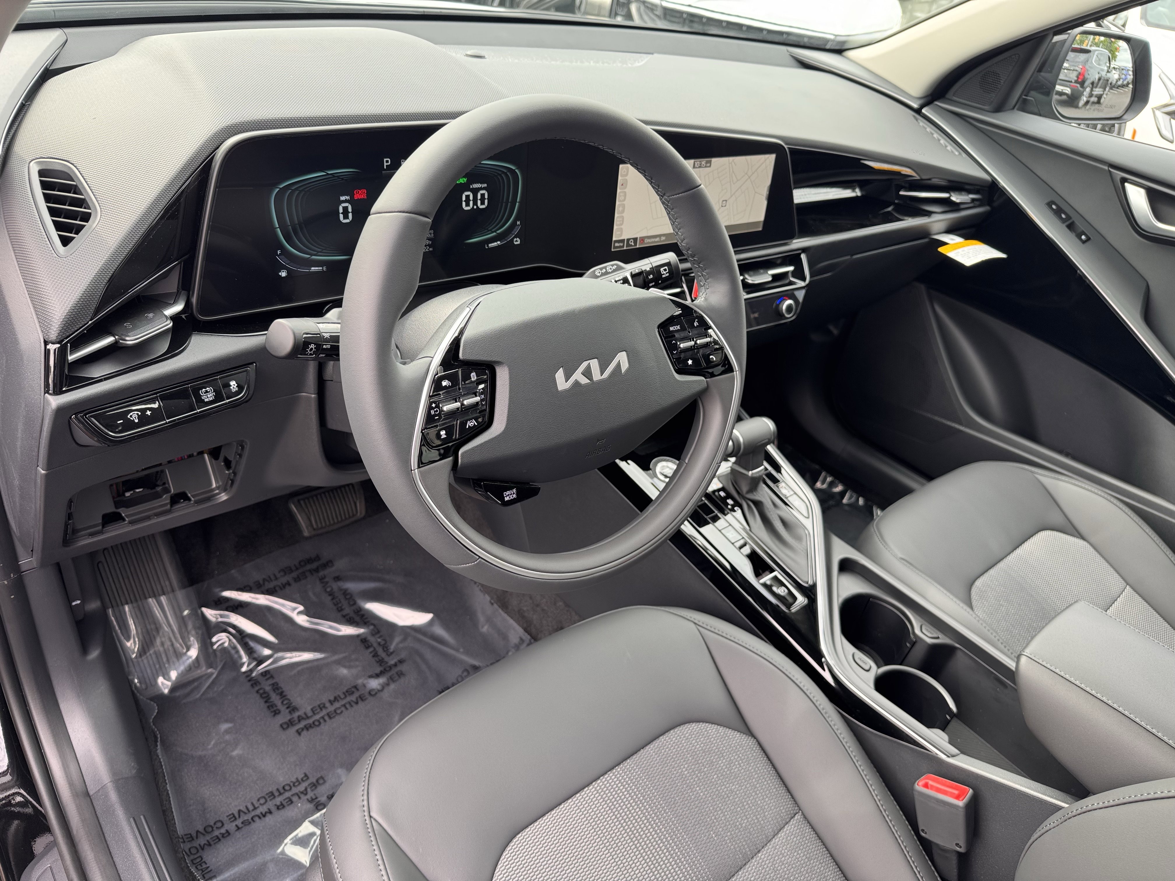 New 2026 Kia Niro EX FWD image 12