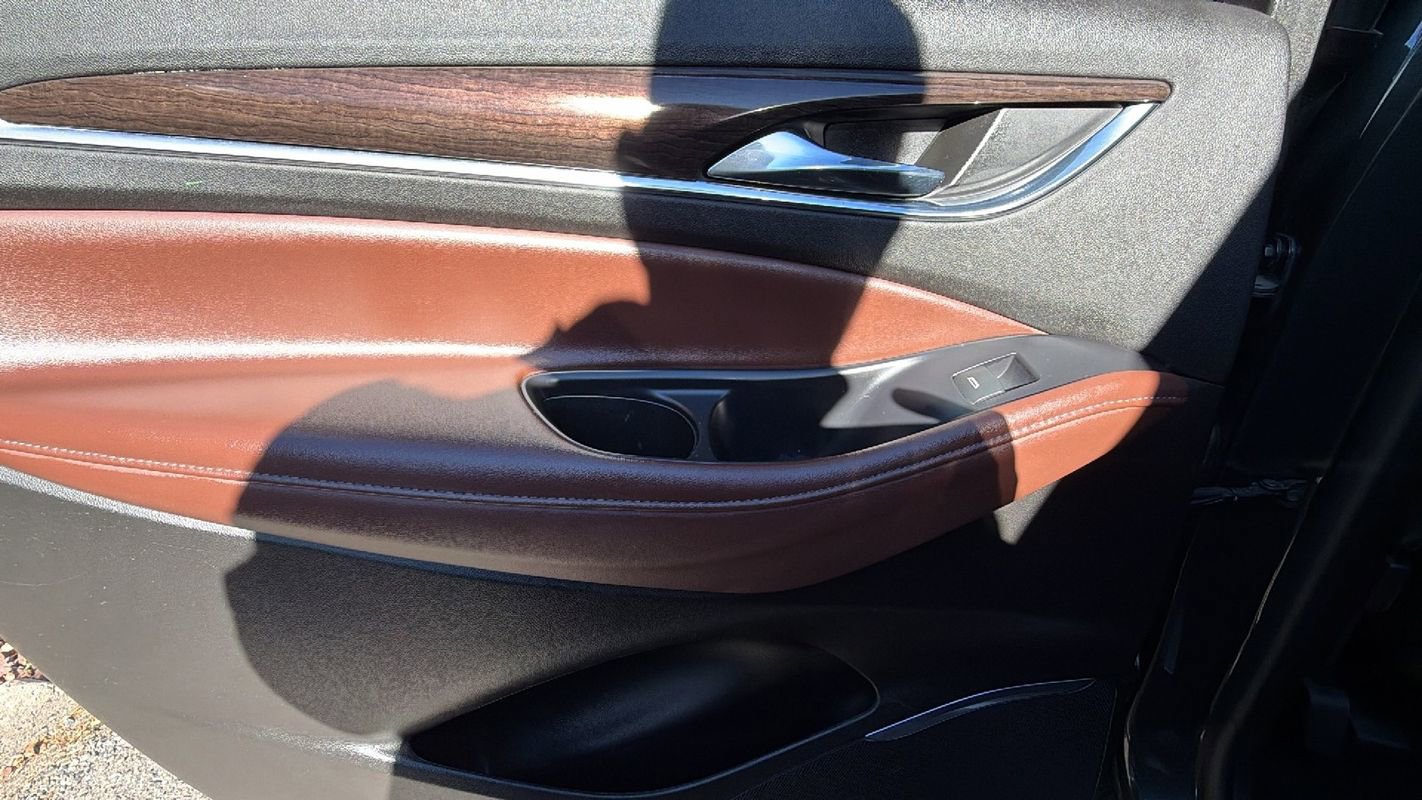 Used 2018 Buick Enclave Avenir w/ Avenir Technology Package image 11