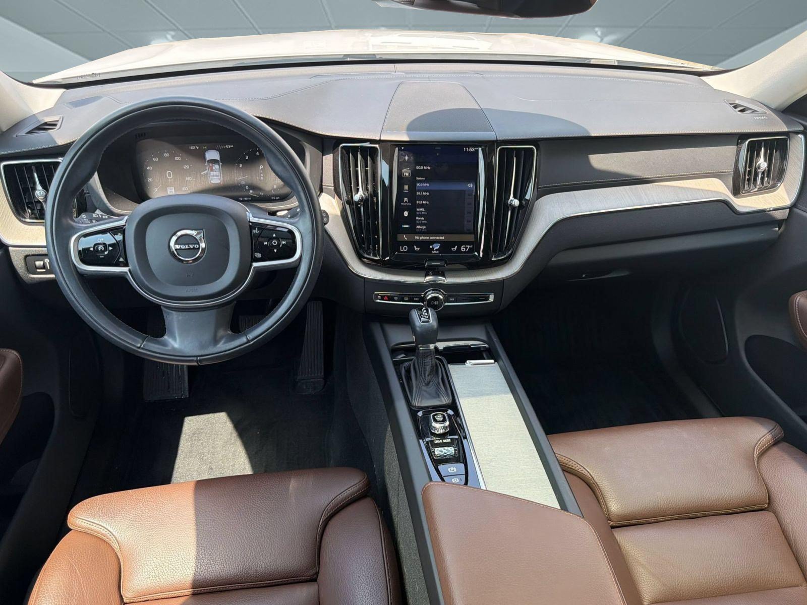 Used 2018 Volvo XC60 T5 Inscription w/ Convenience Package AWD/4WD image 14