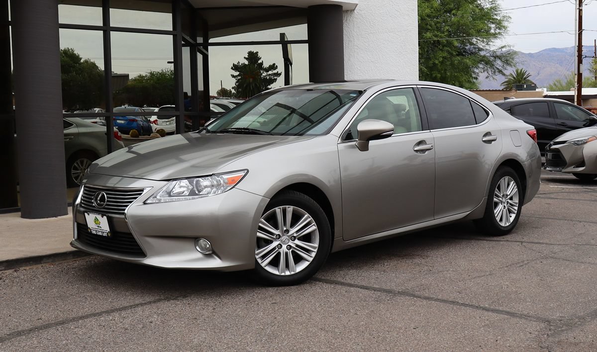 Used 2015 Lexus ES 350 FWD image 2