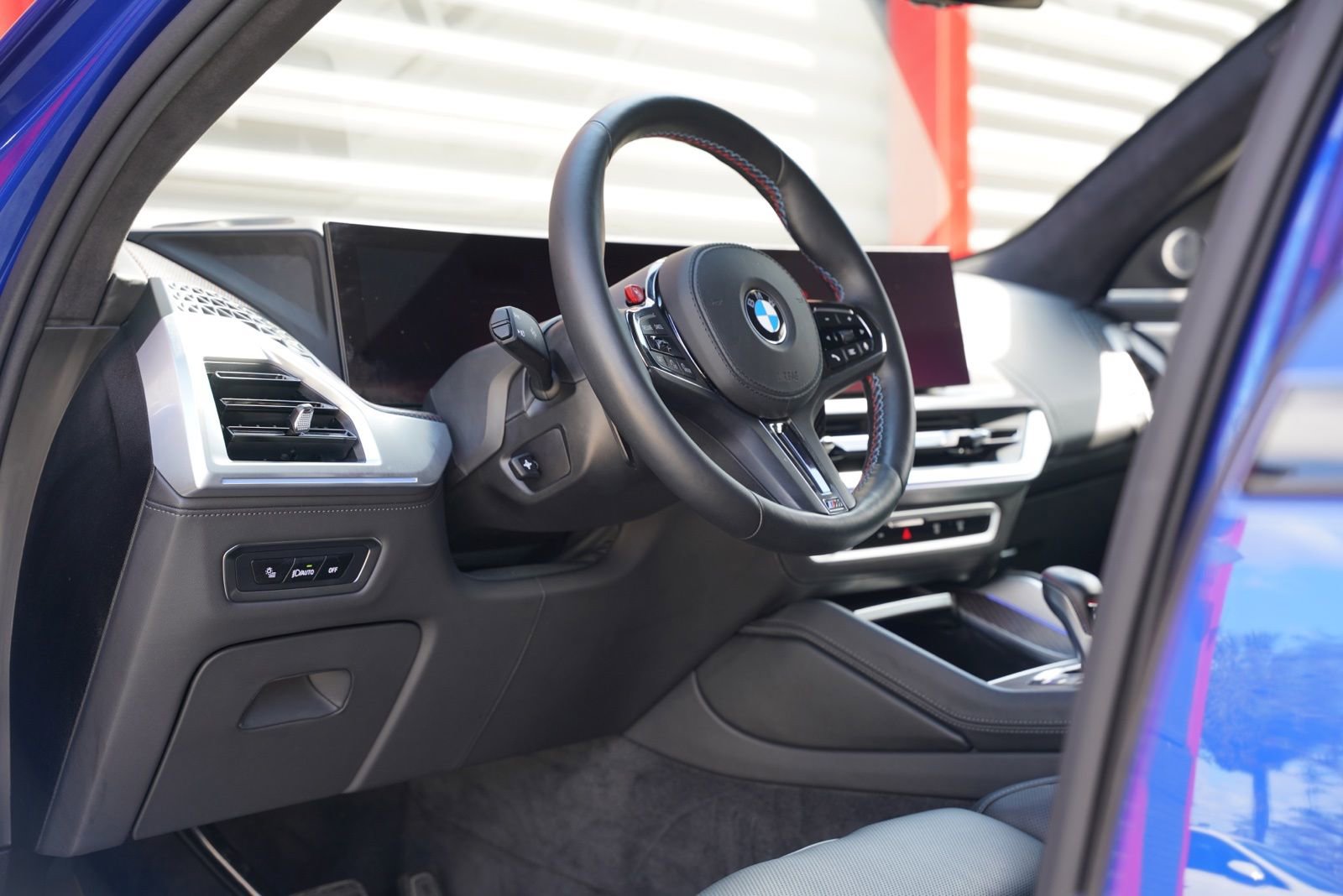 Used 2025 BMW XM Label Red w/ M Driver's Package image 2