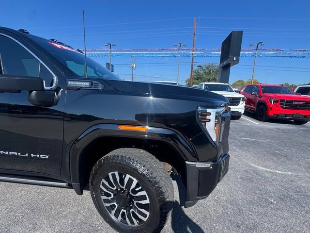 Used 2024 GMC Sierra 2500 Denali Ultimate w/ Max Trailering Package AWD/4WD image 5