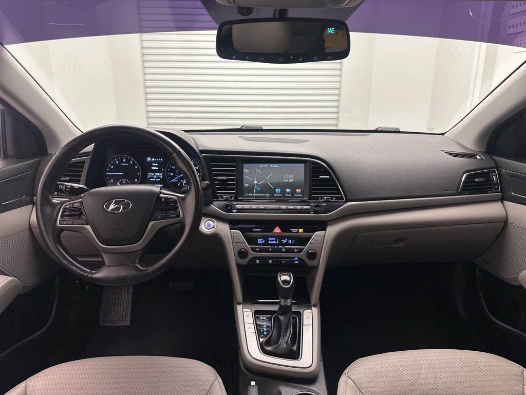 Used 2017 Hyundai Elantra Limited w/ Limited Tech Package 04 image 14
