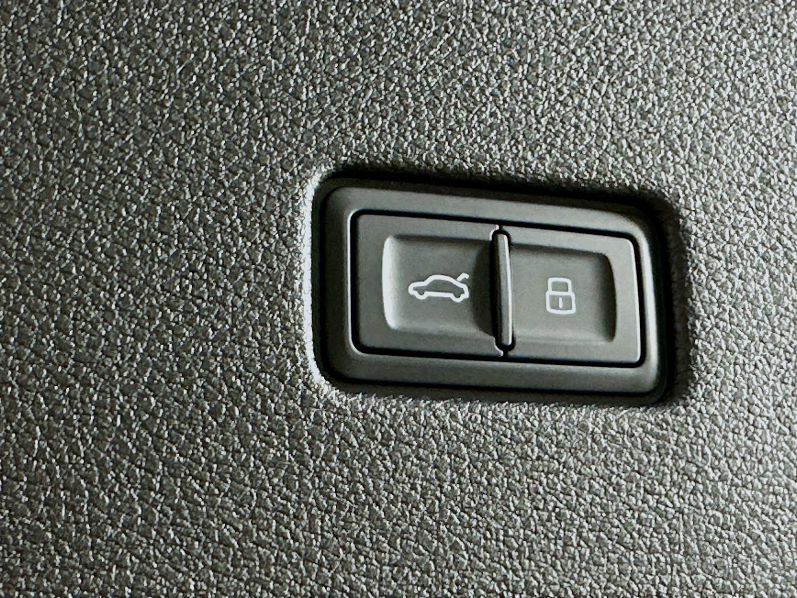 New 2026 Audi Q8 Premium Plus AWD/4WD image 40