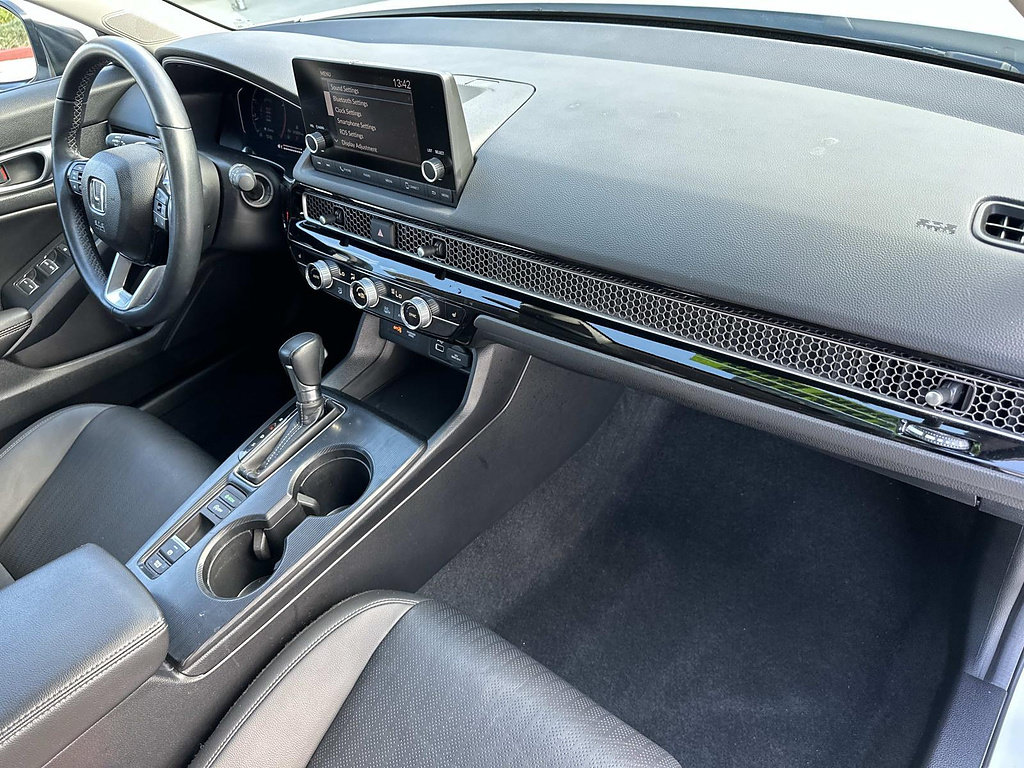 Certified 2024 Honda Civic EX-L image 25
