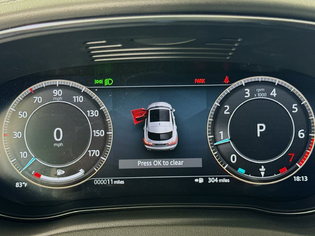 Used 2024 Jaguar E-PACE R-Dynamic SE AWD/4WD image 12