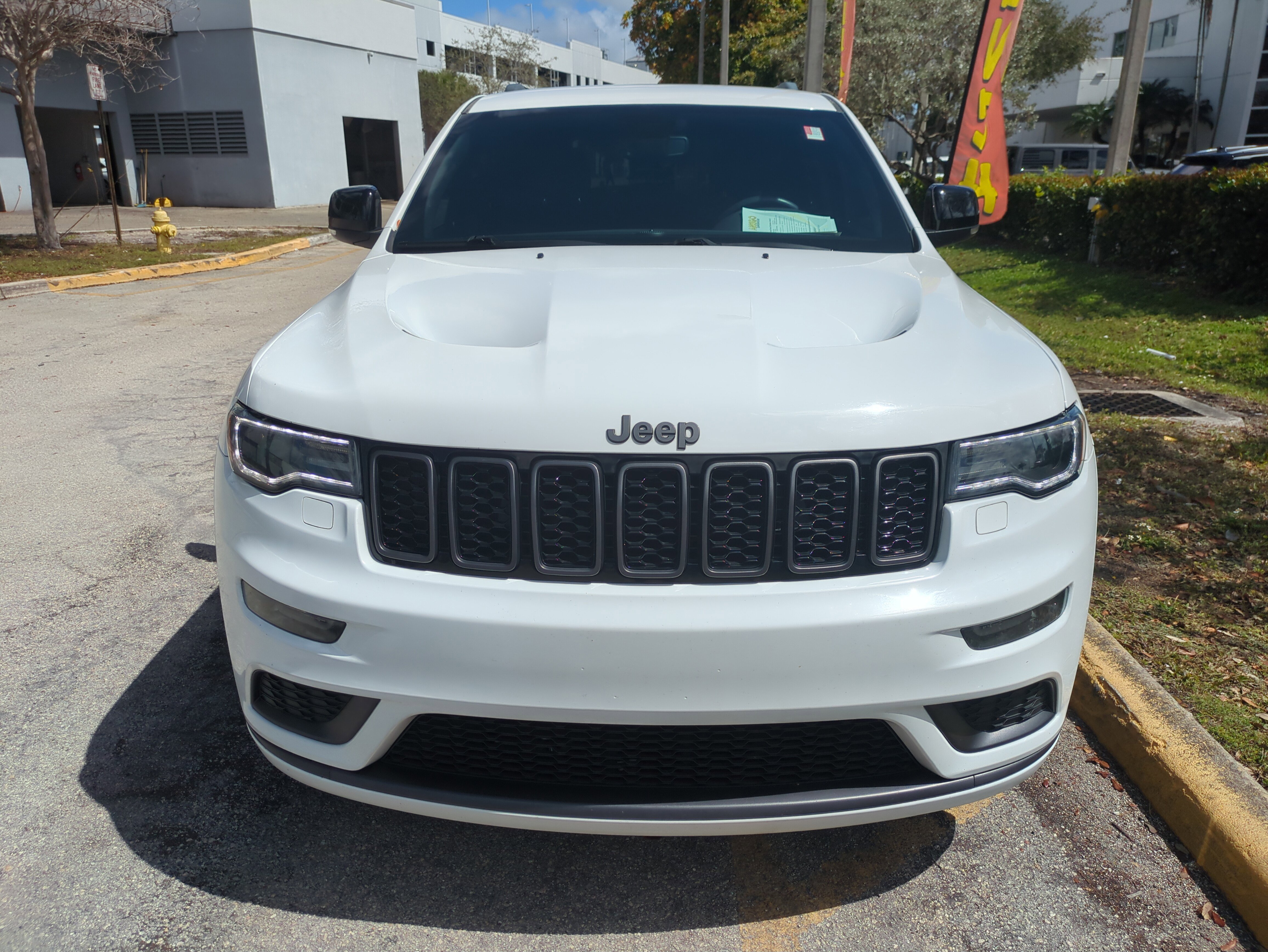 Used 2019 Jeep Grand Cherokee Limited X image 3