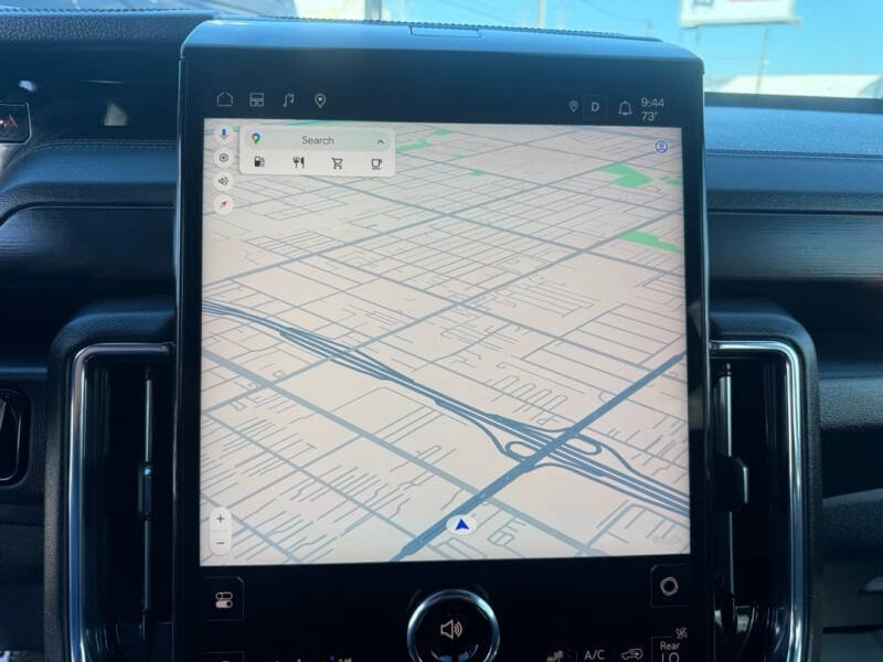 Used 2025 GMC Yukon XL Denali image 26