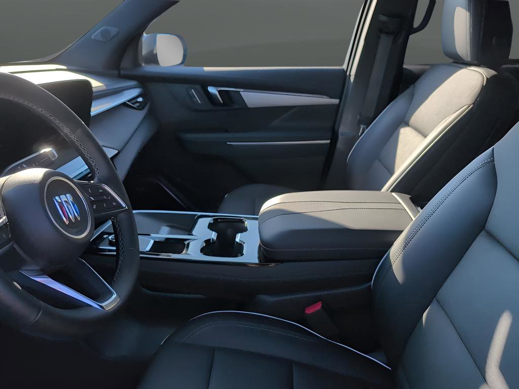 Used 2025 Buick Enclave Preferred image 10