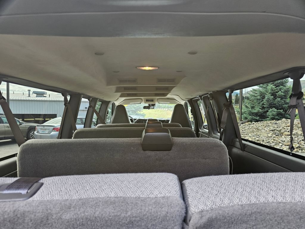 Certified 2025 Chevrolet Express 3500 LT RWD image 37