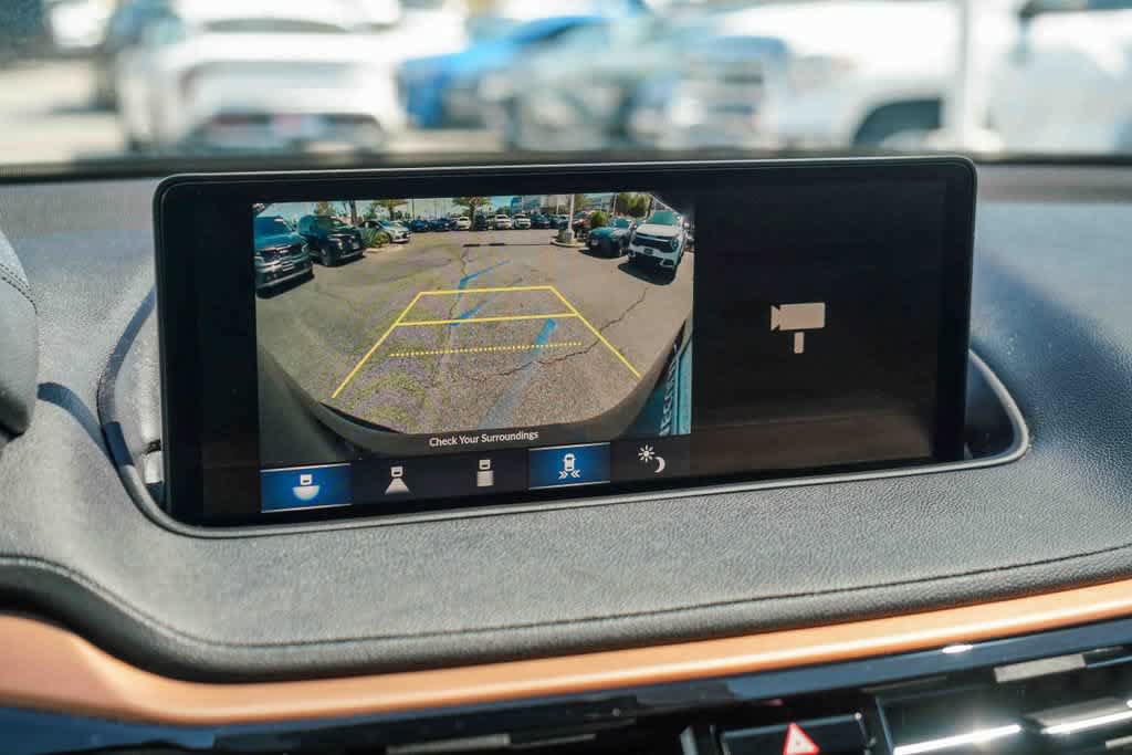 Used 2022 Acura MDX FWD image 22
