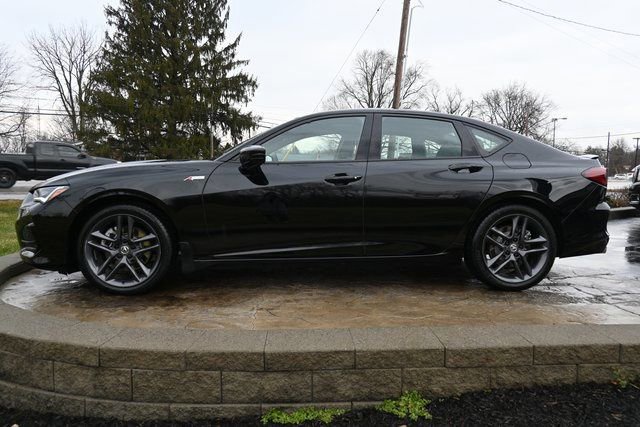 Used 2024 Acura TLX A-Spec Package image 8
