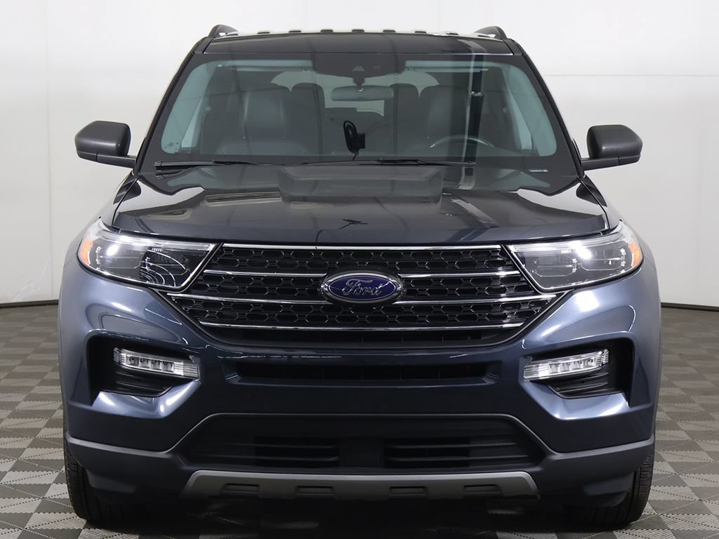Used 2024 Ford Explorer XLT w/ Equipment Group 202A AWD/4WD image 12