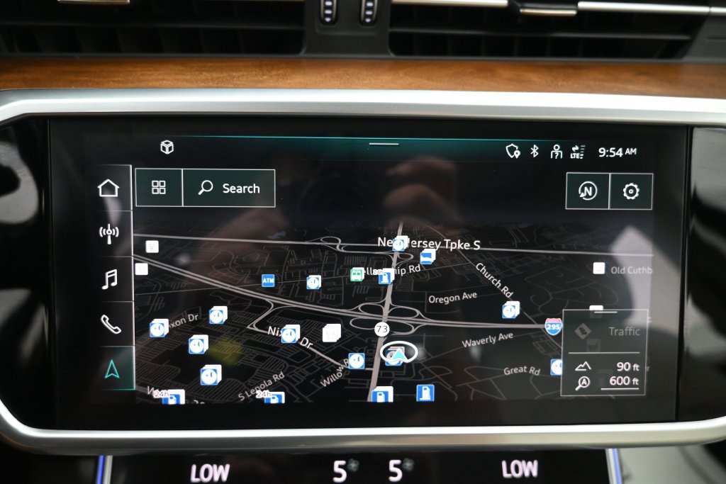 Used 2022 Audi A6 3.0T allroad Prestige w/ Prestige Package AWD/4WD image 15