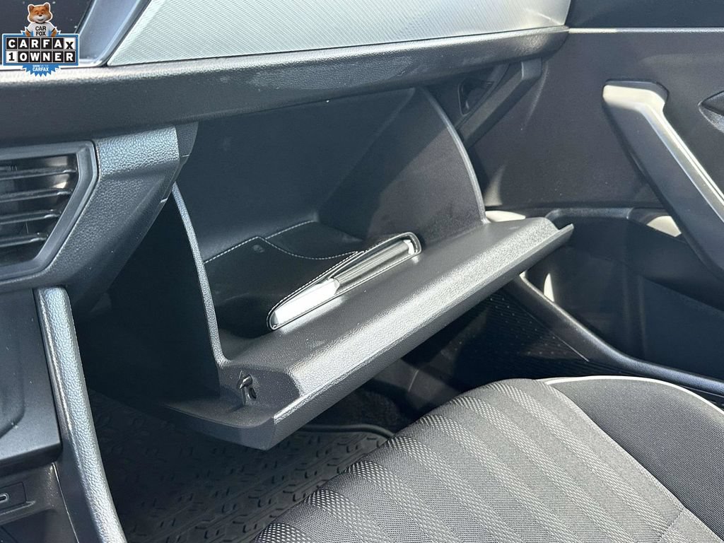 Used 2022 Volkswagen Jetta Sport FWD image 29