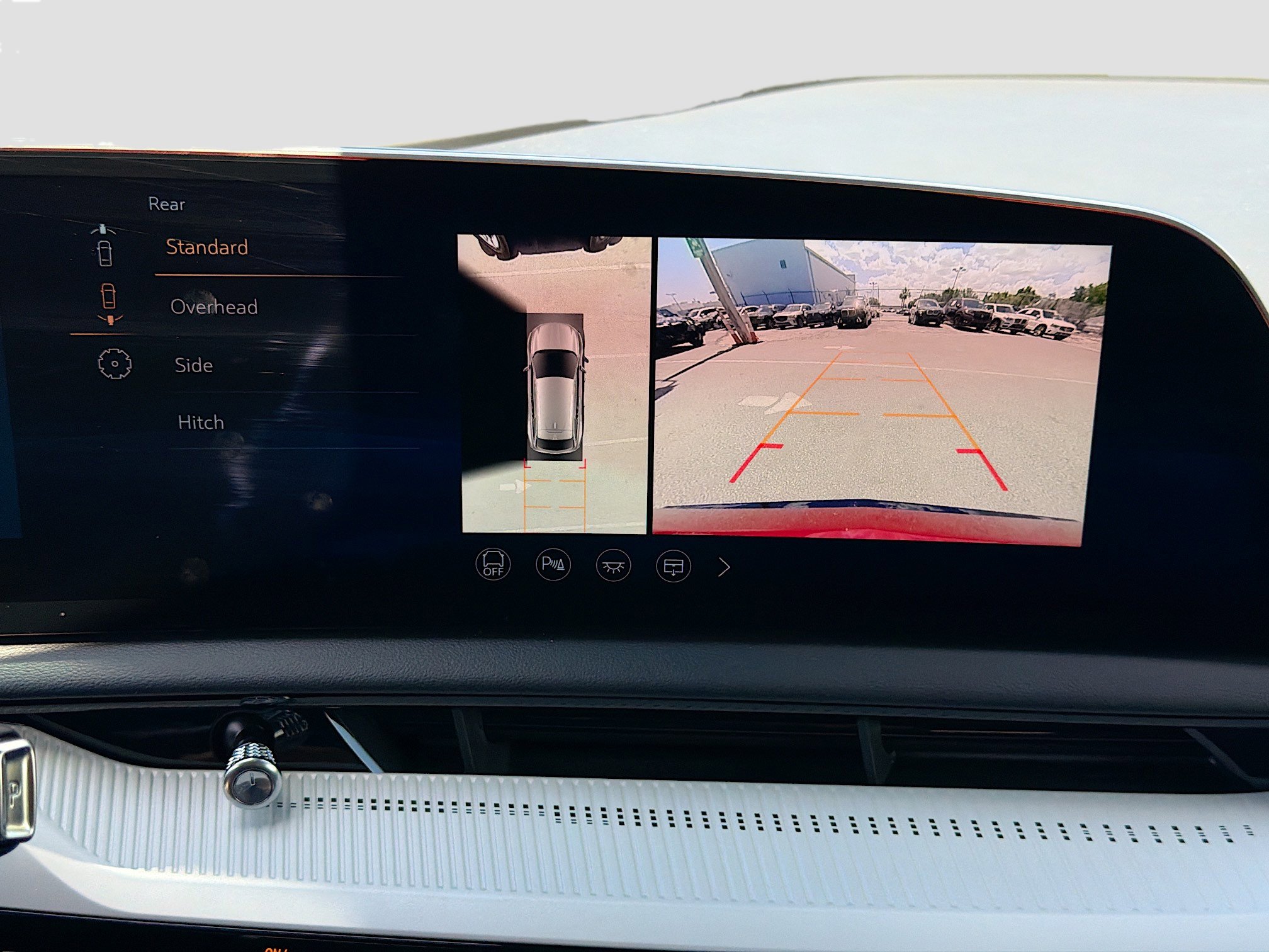 Used 2025 Cadillac Optiq Sport 1 image 33