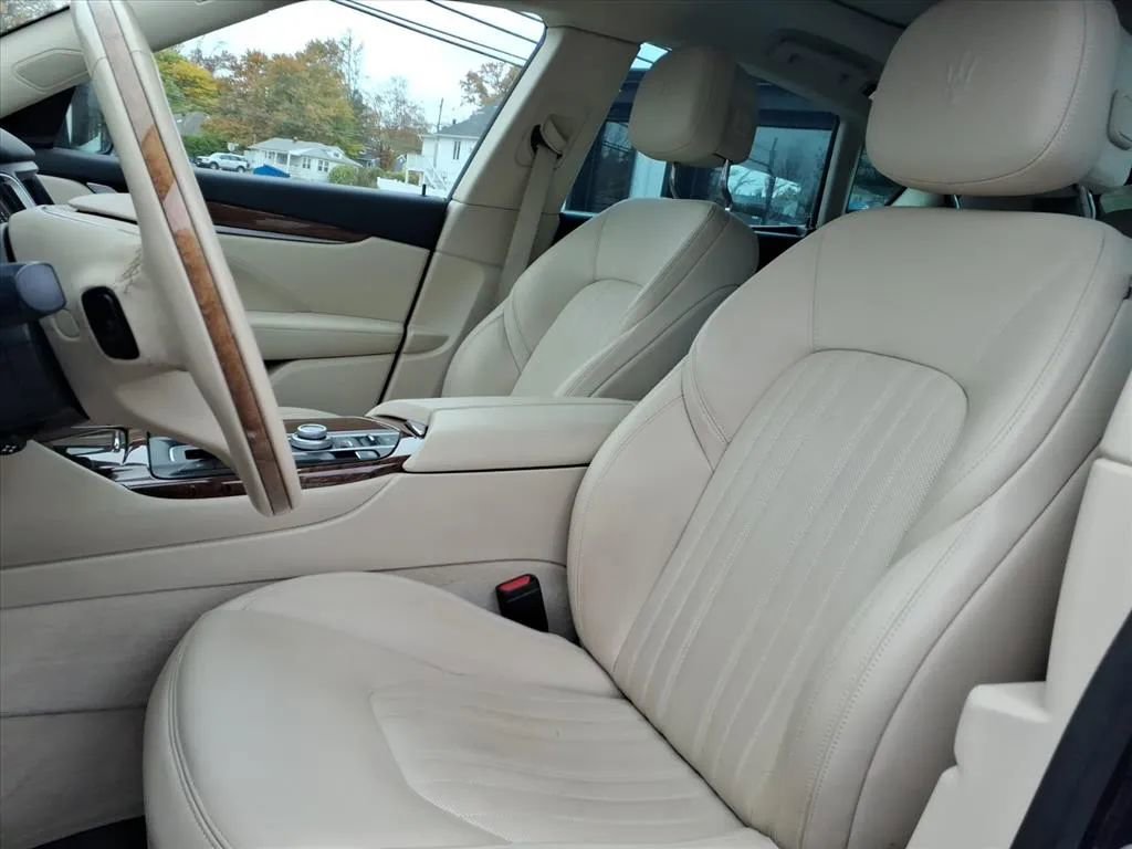 Used 2018 Maserati Levante GranLusso image 25